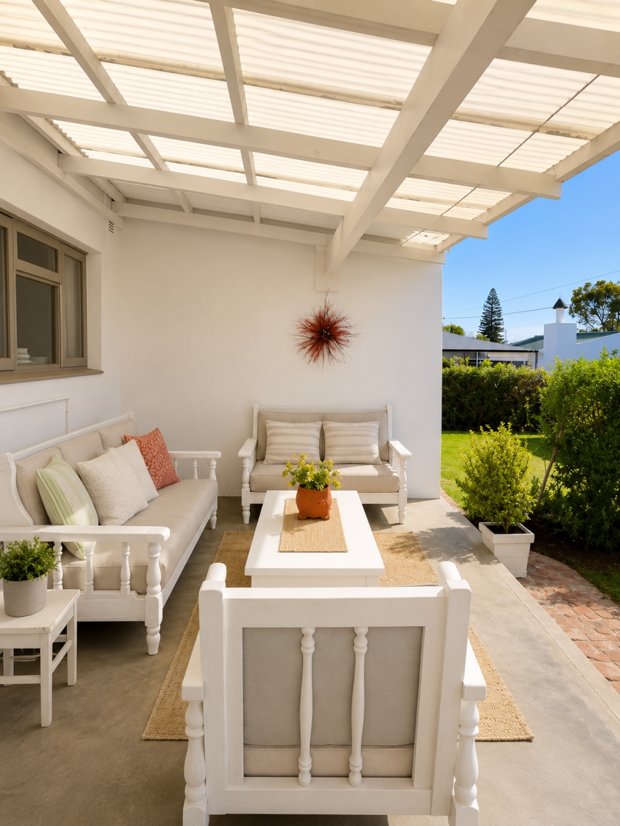 6 Bedroom Property for Sale in Stilbaai Wes Western Cape